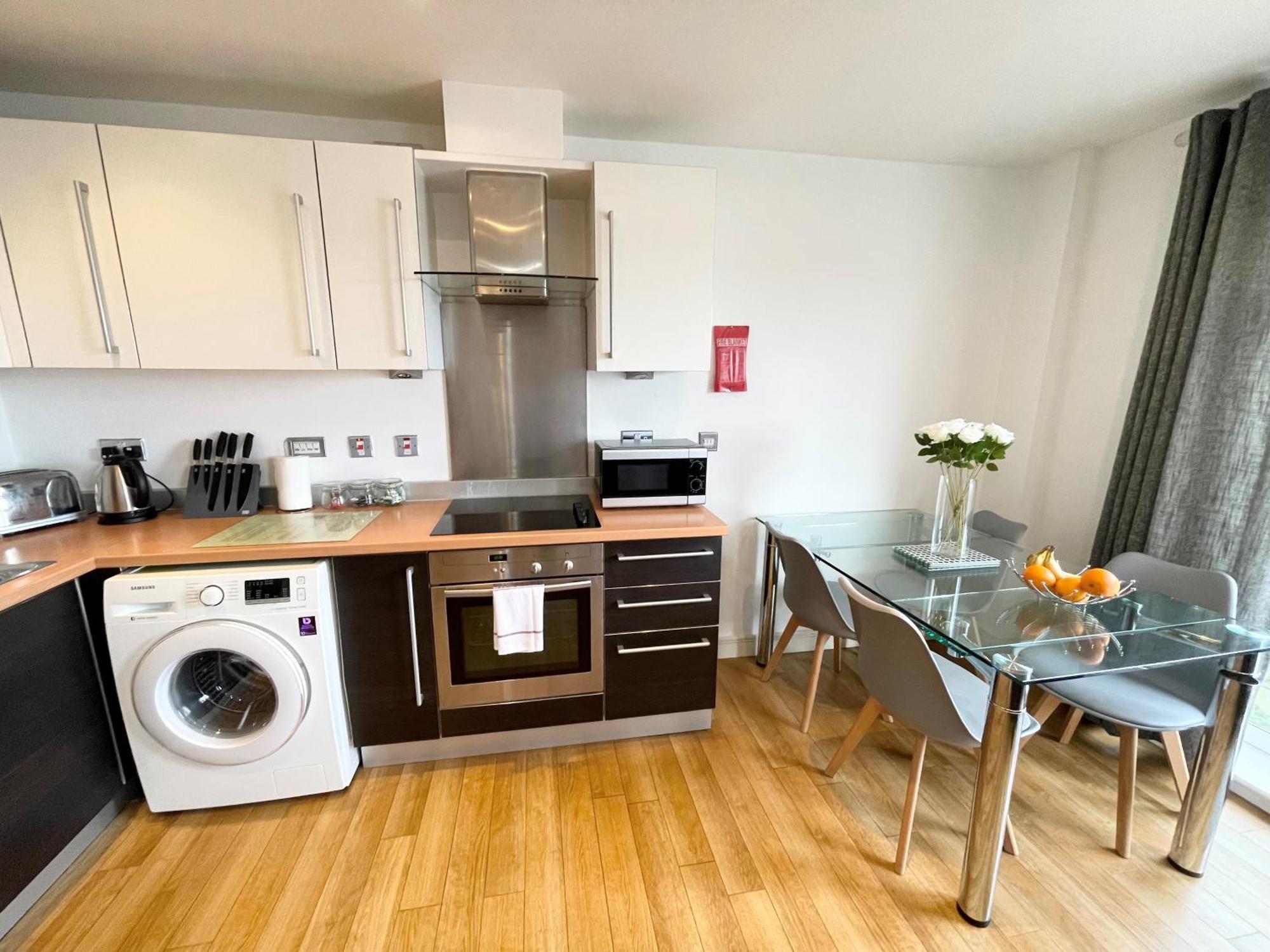 Blue Sky Apartments@ Abbots Yard,